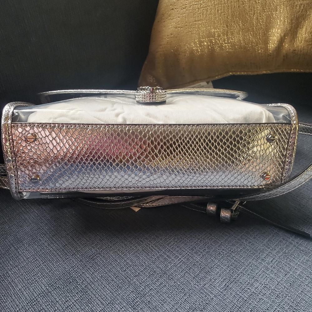 Calvin Klein The Statement Series - Picture 7 of 15